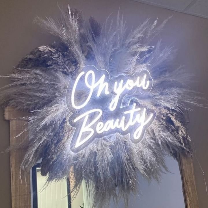 neon_1642316401_2752271914633536974_680390509